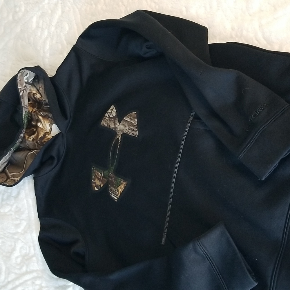 UNDER ARMOUR STORM HOODIE